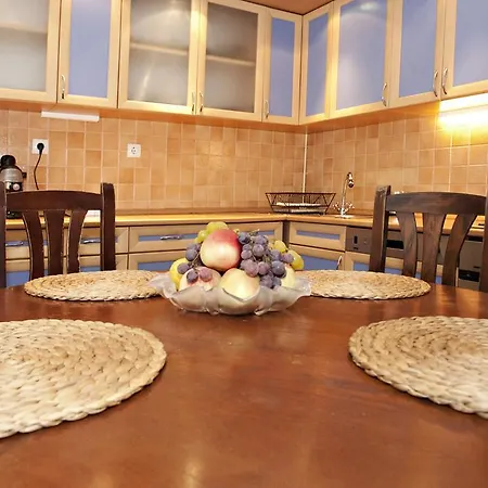 Liana-luxury And Flat Appartement *
