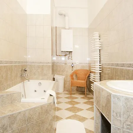 Liana-luxury And Flat