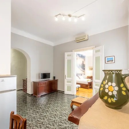 Liana-luxury And Flat Budapest