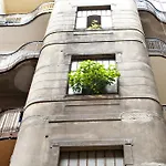 Liana-luxury And Flat